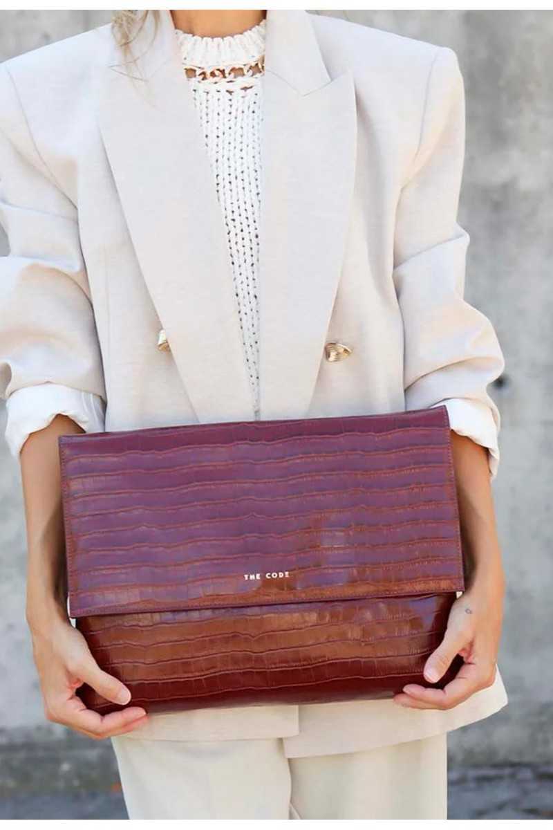 THE CODE - MAXI SOBRE ANGELA PRALINE - Bolsos: Estilo y Funcionalidad en Cada Detalle - THE CODE